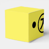 かわいい熊くま顔文字日本の文字アート フェイバーボックス (裏面サイド)