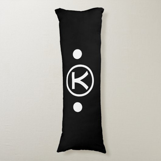 かわいい熊くま顔文字日本の文字アート ボディピロー (正面縦)