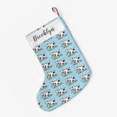 かわいい牛の緑のフィールド漫画イラストレーション スモールクリスマスストッキング (裏面 (吊り時))