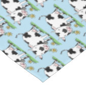 かわいい牛の緑のフィールド漫画イラストレーション テーブルクロス (アングル)