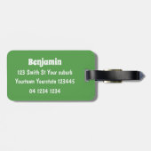 かわいい牛の緑のフィールド漫画イラストレーション ラゲッジタグ (裏面横)