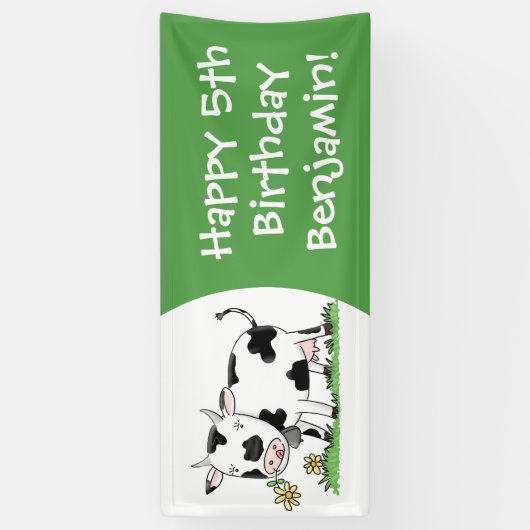 かわいい牛の緑のフィールド漫画イラストレーション 横断幕 (縦)