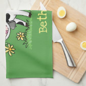 かわいい牛の緑の牧場の漫画イラスト キッチンタオル (四つ折り)