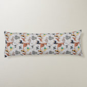 かわいい犬と猫の柄デザイン ボディピロー (裏面)