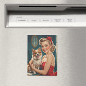 かわいい犬と赤いドレスを着たブロンドの笑顔 マグネット (インサイチュ (食洗機))