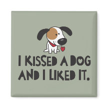 かわいい犬にキスして気に入った