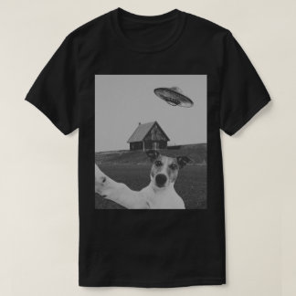 かわいい犬のセルカ 黒Tシャツ 愛犬家 ユニセックス Tシャツ