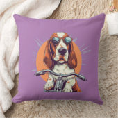 かわいい犬のバイクもしくは自転車に乗る人インザサンセット装飾用クッション クッション (ブランケット)