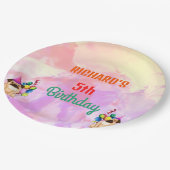 かわいい犬の子犬をテーマにした子どもの誕生日パーティー ペーパープレート (アングル)