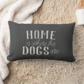 かわいい犬の引用文枕ホームは犬がいる場所 ランバークッション (ブランケット)