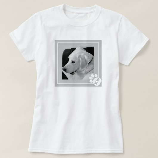 かわいい犬の母の手の白黒の写真 Tシャツ (デザイン正面)