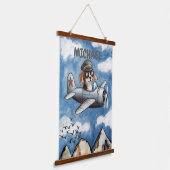 かわいい犬の飛行機、雲の山々、カスタム飛行士 吊り下げ型タペストリー (傾斜あり)