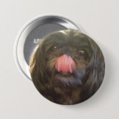 かわいい犬ピンおよび舌はそれをすべて言います 缶バッジ (正面&裏面)