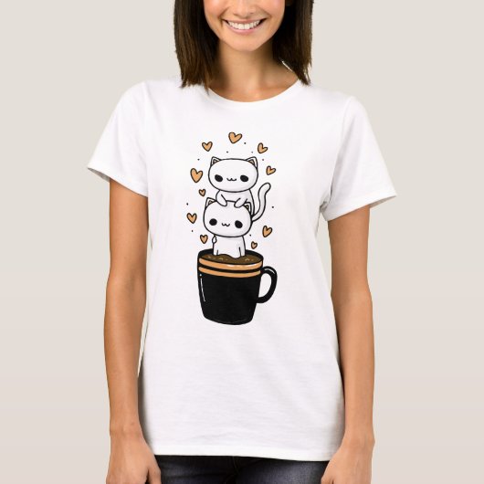 かわいい猫がコーヒーマグでコーヒーを飲むハートのTシャツ Tシャツ (正面)