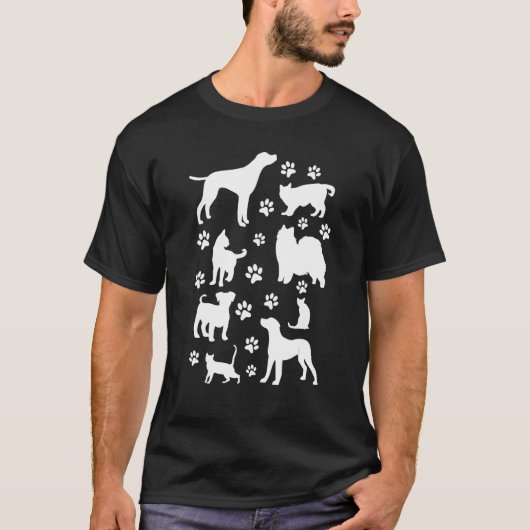 かわいい猫と犬 犬の足 猫 犬 Tシャツ (正面)