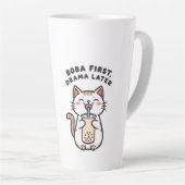 かわいい猫のバブルティー カフェラテマグ (右アングル)