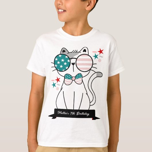 かわいい猫の愛国的なお誕生日パーティーの少年たち Tシャツ (正面)