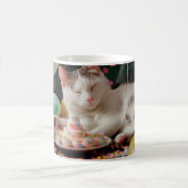 かわいい猫の誕生日お祝いデザイン コーヒーマグカップ (中央)