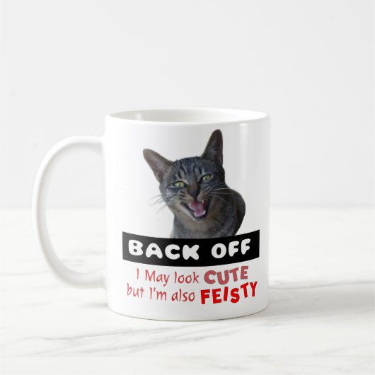 かわいい猫を背中に押して – かわいい猫だが美味しい コーヒーマグカップ (左)