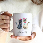 かわいい猫クリスマスコーヒーマグ コーヒーマグカップ<br><div class="desc">黒祝猫とシャム猫を使ったキュートなクリスマスコーヒよくはしゃぐーマグカップと共に休日を過ごし、「ハッピーポーlidays」というプニーなメッセージが寄せられている。 これらおもしろいとパーソナライズされたマグカップは猫好きに最適で、クリスマスにお母さん魅力的や自分の猫の友達を崇拝するすべての人のためのギフト提案をする。各マグカップは完全にカスタマイズ可能で、テンプレートフィールドを使用して、独自の名前を付けたり、独自のカスタムコーヒーマグカップの挨拶を追加したりすることができる。あなたは、黒猫のコーヒーマグ、猫好きプレゼントアイディア、休暇の贈り物のための大量注文を計画しているかどうか、これらのマグは居心地が良く賢い同等の部分である。オリジナルの水彩猫アートでデザインDo Tell A BelleのVictoria Grigaliunas。猫をテーマにしたクリスマスコーヒーマグやギフトのアイディアカスタムをwww.zazzle.com/dotellabelleで検索しよう。</div>