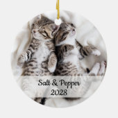 かわいい猫ママのペット動物愛好家写真 セラミックオーナメント (裏面)