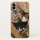 かわいい猫猫顔3匹おもしろいの写真 – Case-Mate iPhoneケース (裏面)