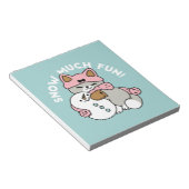 かわいい猫in雪ギアwith雪だるまアート ノートパッド (アングル)