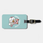 かわいい猫in雪ギアwith雪だるまアート ラゲッジタグ (正面横)