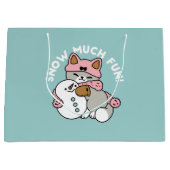 かわいい猫in雪ギアwith雪だるまアート ラージペーパーバッグ (正面)