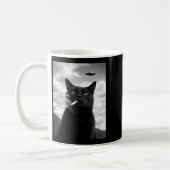 かわいい猫UFOミームセルフィーエイリアン コーヒーマグカップ (左)