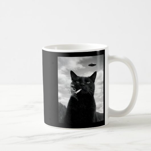 かわいい猫UFOミームセルフィーエイリアン コーヒーマグカップ (右)