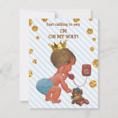 かわいい王子様が電話で金ゴールドのドッストライプトのベビーシャワー 招待状 (正面)