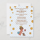 かわいい王子様が電話で金ゴールドのドッストライプトのベビーシャワー 招待状 (裏面)
