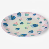 かわいい甘いカップケーキ&振りかける2ndバースデーガール ペーパープレート (アングル)