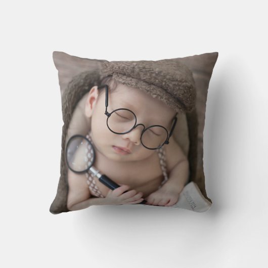 かわいい生まれたばかりのベビーフォト誕生の詳細 クッション (裏面)