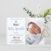 かわいい男の子だ！青いベビーの散水写真 招待状 (スタンド正面)
