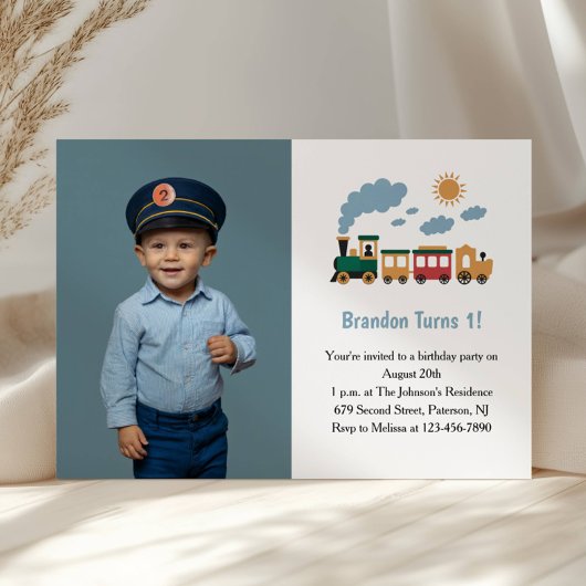 かわいい男の子と汽車の写真の1歳の誕生日パーティー 招待状