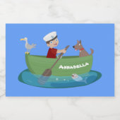 かわいい男の子のセーラーと犬のボートの漫画 フードラベル (シングルラベル)