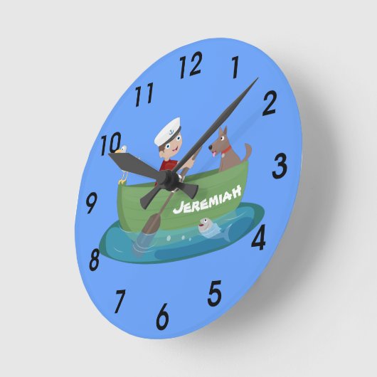 かわいい男の子のセーラーと犬のボートの漫画 ラウンド壁時計 (傾斜)