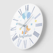 かわいい男の赤ちゃんキツネとバルーン ラージ壁時計 (傾斜)