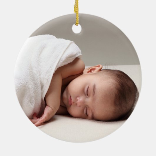 かわいい男の赤ちゃんゾウ初めてのクリスマス写真 セラミックオーナメント (裏面)