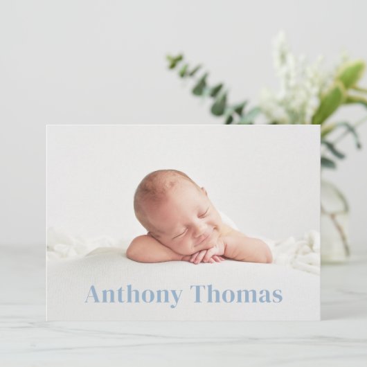 かわいい男の赤ちゃんフォトお洒落シンプルデニムブルー 案内状 (スタンド正面)