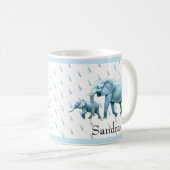 かわいい男の赤ちゃんブルーゾウ赤ちゃんシャワー コーヒーマグカップ (正面右)