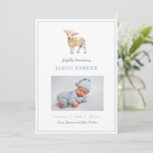 かわいい男の赤ちゃん写真小羊の誕生発表 案内状 (スタンド正面)