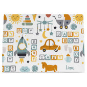 かわいい男の赤ちゃん車のおもちゃパターンと名前ベビーシャワー ラージペーパーバッグ (正面)