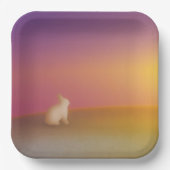 かわいい白いうさぎが草の丘に日の出に佇む ペーパープレート (正面)