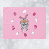 かわいい白いバニーの親指をピンクに染めたイースターエッグ テーブルクロス