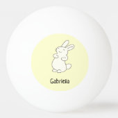 かわいい白いバニーパーソナライズされたの名前イエロー 卓球ボール (正面)