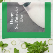 かわいい白い子犬が緑のスカーフを巻く キッチンタオル (折り畳み)