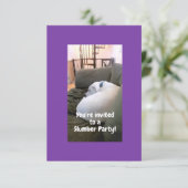 かわいい白い子犬の眠りパーティー紫 招待状 (スタンド正面)